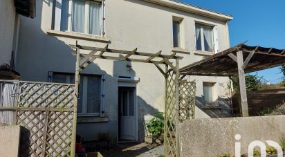 Town house 5 rooms of 105 m² in Mouchamps (85640)