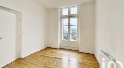 Apartment 4 rooms of 80 m² in Nantes (44000)