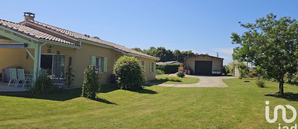 Maison traditionnelle 6 pièces de 135 m² à Bouglon (47250)