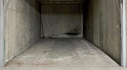 Parking/garage/box de 14 m² à Chelles (77500)