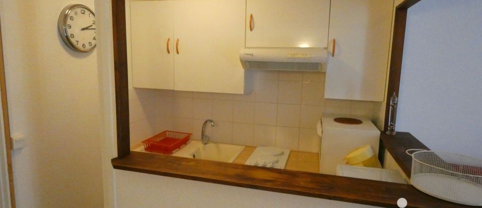 Apartment 2 rooms of 36 m² in LA MONGIE (65200)