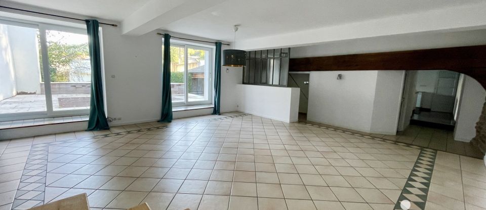 Maison 5 pièces de 200 m² à Saint-Étienne (42100)