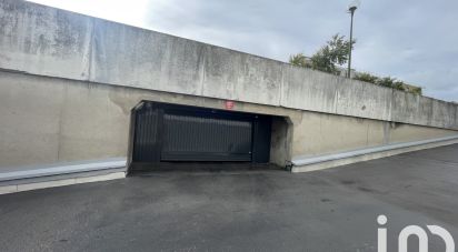 Parking of 13 m² in Saint-Étienne (42000)