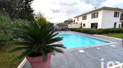 House 5 rooms of 112 m² in Aix-en-Provence (13540)