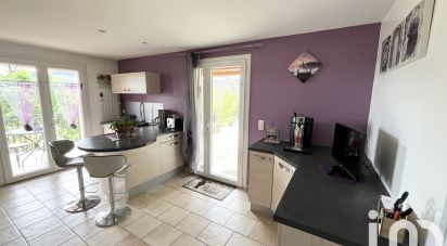 Traditional house 7 rooms of 138 m² in Antraigues-sur-Volane (07530)