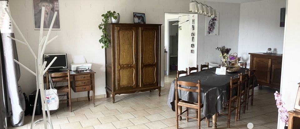 Traditional house 7 rooms of 138 m² in Antraigues-sur-Volane (07530)