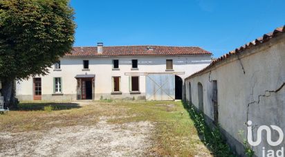 Country house 6 rooms of 140 m² in Rouillac (16170)