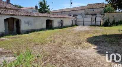 Country house 6 rooms of 140 m² in Rouillac (16170)