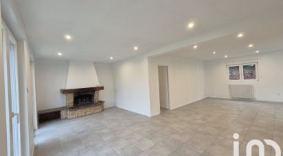 Maison 5 pièces de 144 m² à Saint-Amand-les-Eaux (59230)