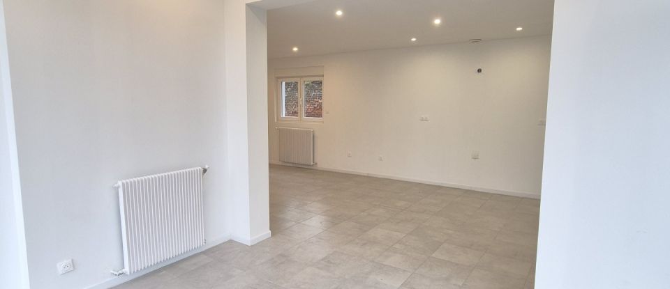 Maison 5 pièces de 144 m² à Saint-Amand-les-Eaux (59230)