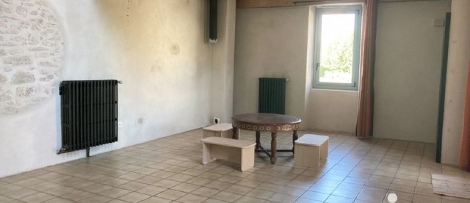 Village house 5 rooms of 142 m² in Saint-Marcel-d'Ardèche (07700)