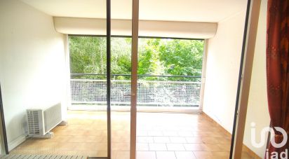 Appartement 6 pièces de 120 m² à Vaux-le-Pénil (77000)