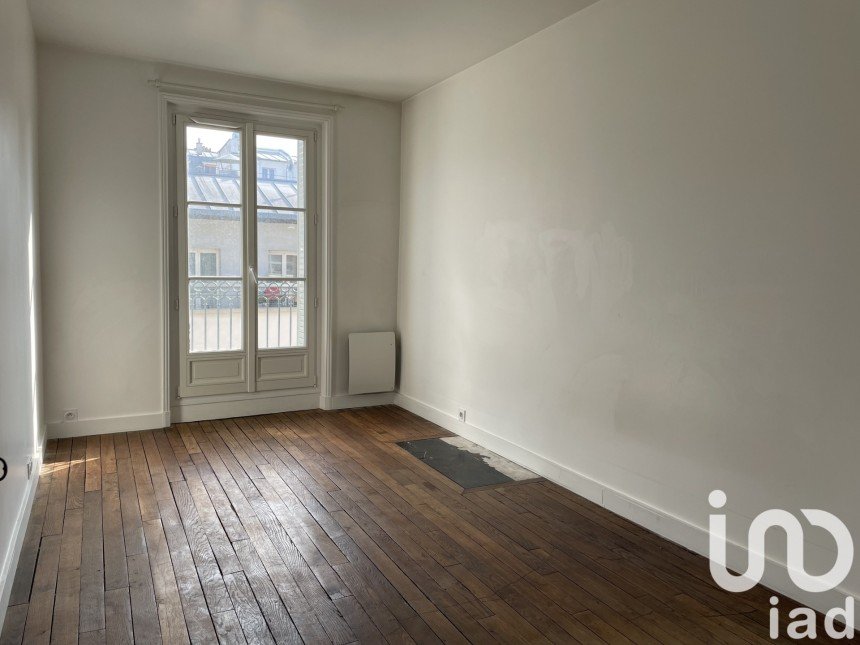 Appartement 3 pièces de 39 m² à Paris (75018)