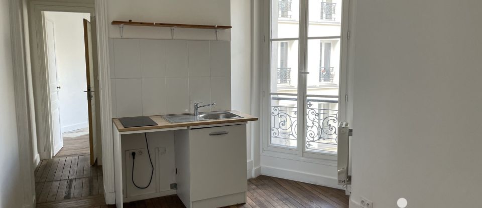 Appartement 3 pièces de 39 m² à Paris (75018)