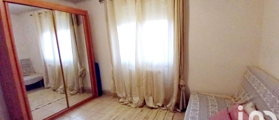 Traditional house 6 rooms of 117 m² in Lunel (34400)