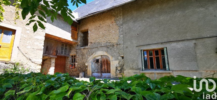 Farm 5 rooms of 80 m² in Saint-Laurent-en-Beaumont (38350)