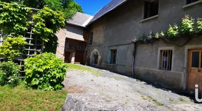 Farm 5 rooms of 80 m² in Saint-Laurent-en-Beaumont (38350)