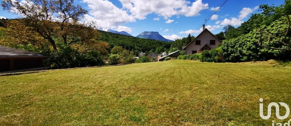 Farm 5 rooms of 80 m² in Saint-Laurent-en-Beaumont (38350)