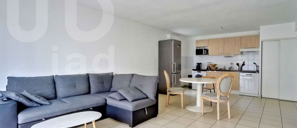 Apartment 3 rooms of 67 m² in Ambès (33810)