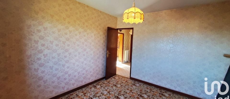 Maison 6 pièces de 130 m² à Sayat (63530)