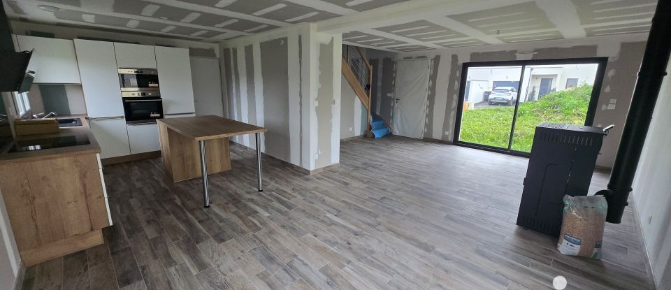 Pavillon 4 pièces de 112 m² à Sommervieu (14400)