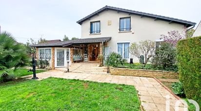 House 8 rooms of 223 m² in Cormeilles-en-Parisis (95240)