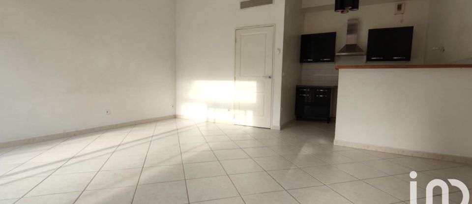 Appartement 3 pièces de 59 m² à Marseille (13008)