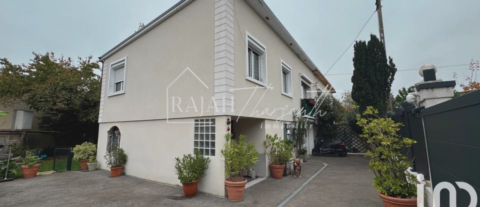 House 5 rooms of 120 m² in Villemomble (93250)