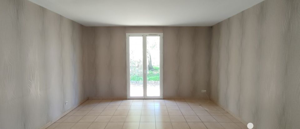 House 5 rooms of 98 m² in Saint-Maurice-les-Brousses (87800)