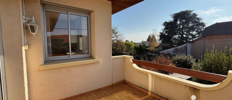 House 5 rooms of 150 m² in Saint-André-le-Gaz (38490)