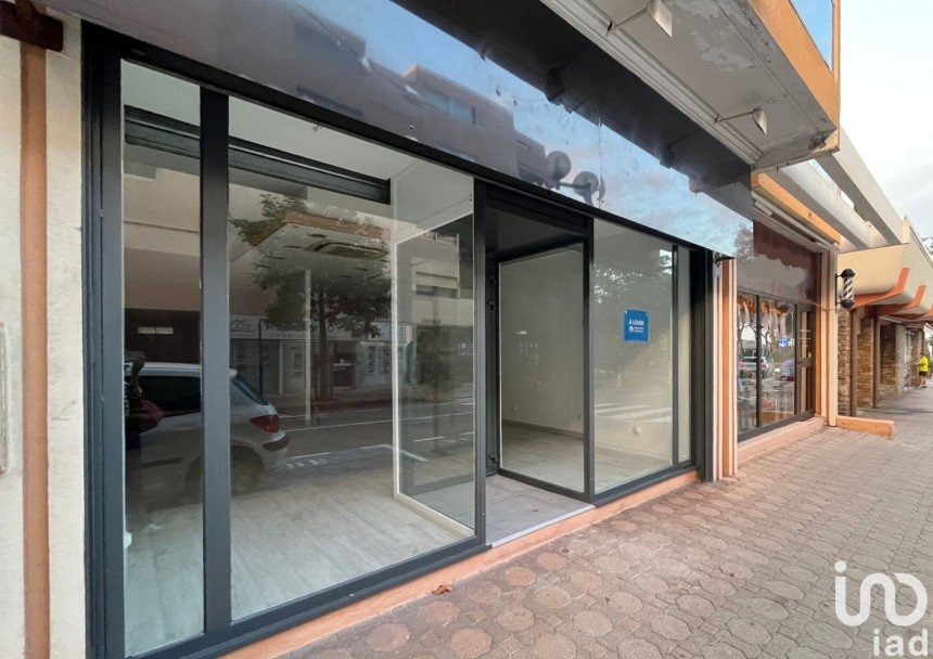 Retail property of 51 m² in Le Lavandou (83980)