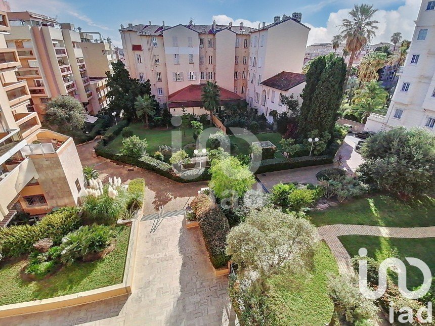 Appartement 3 pièces de 72 m² à Menton (06500)