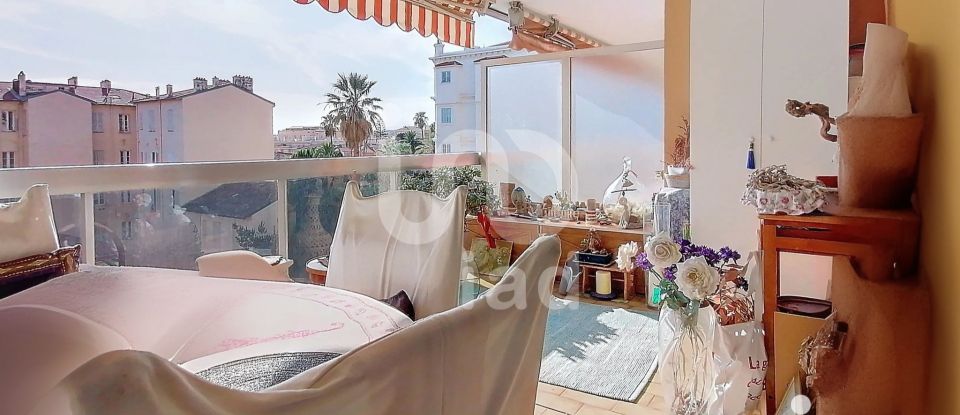 Appartement 3 pièces de 72 m² à Menton (06500)