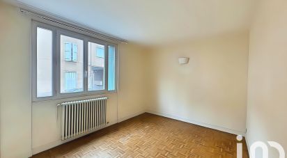 Appartement 3 pièces de 71 m² à Étampes (91150)