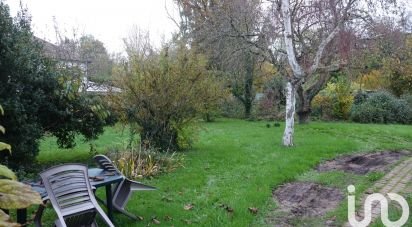 Terrain de 743 m² à Jouy (28300)