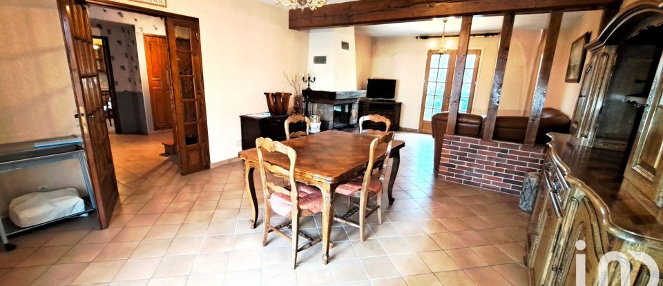 Traditional house 5 rooms of 125 m² in Brou (28160)