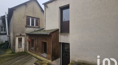 Immeuble de 200 m² à Saint-Méen-le-Grand (35290)