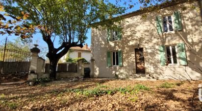 Village house 6 rooms of 102 m² in Camaret-sur-Aigues (84850)