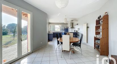 Maison 8 pièces de 182 m² à Saint-Étienne-du-Grès (13103)