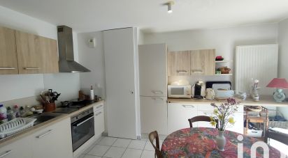 Apartment 4 rooms of 80 m² in Royan (17200)