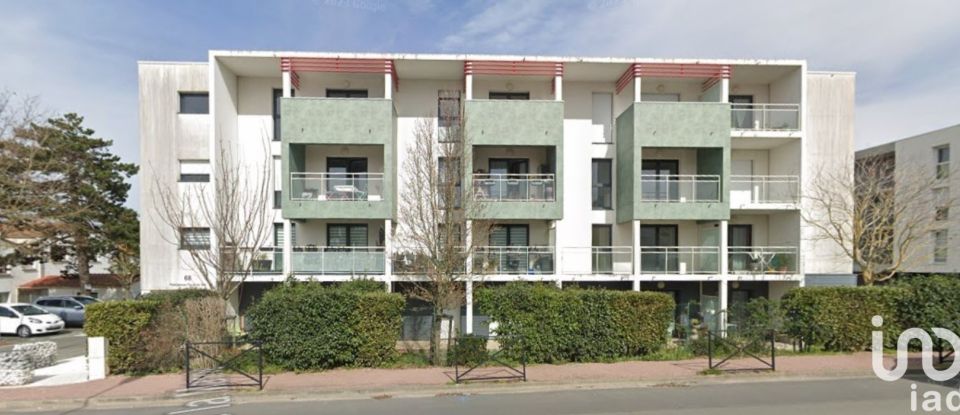 Apartment 4 rooms of 80 m² in Royan (17200)