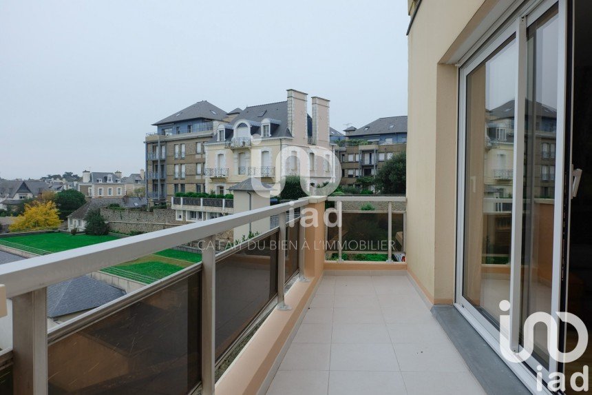 Apartment 2 rooms of 46 m² in Saint-Malo (35400)