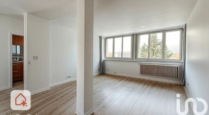 Appartement 4 pièces de 69 m² à Le Plessis-Trévise (94420)