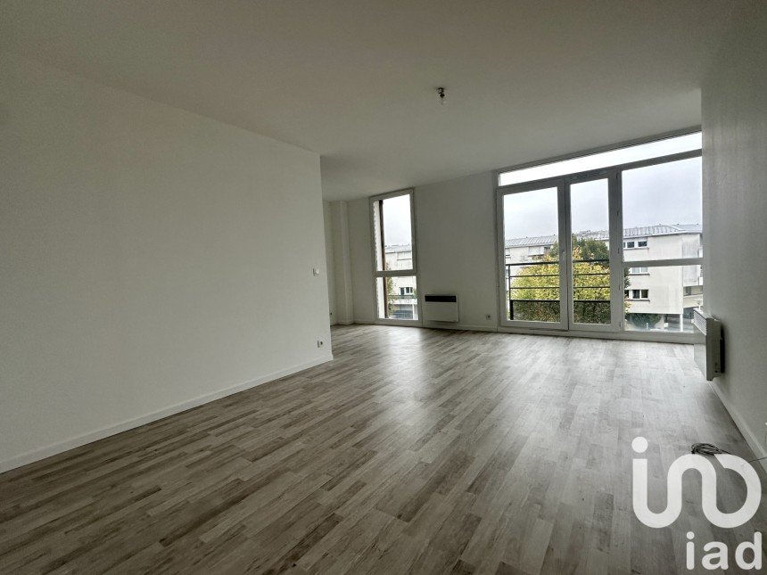 Appartement 3 pièces de 69 m² à Mitry-Mory (77290)