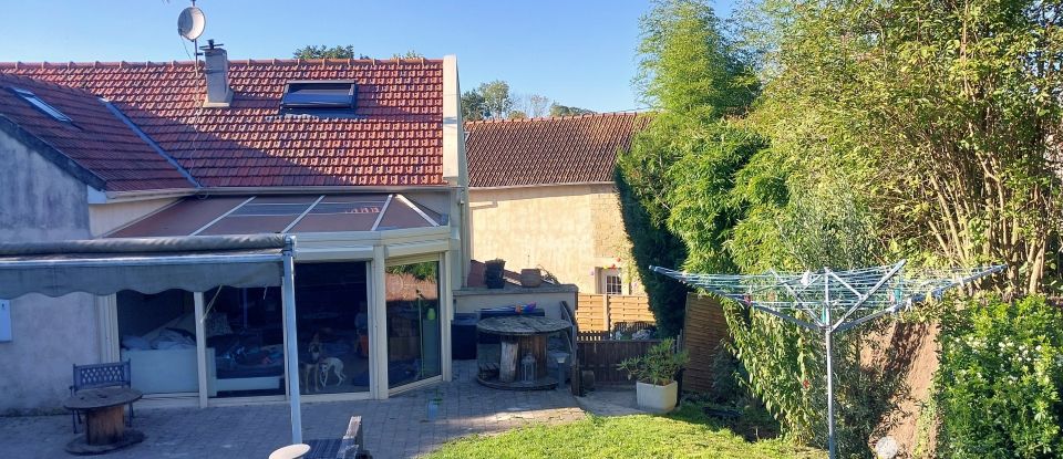 House 6 rooms of 130 m² in Villiers-Adam (95840)