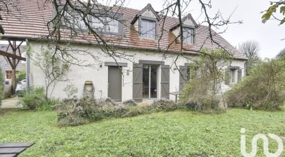 House 6 rooms of 154 m² in Ferrières-en-Brie (77164)