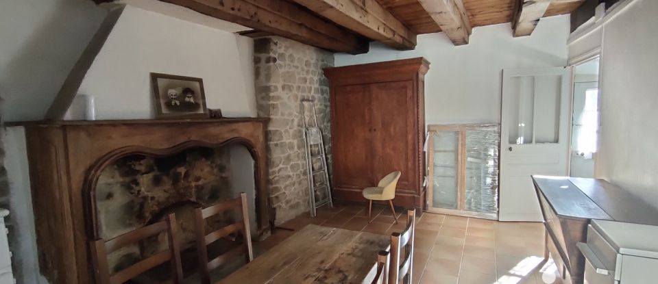 Village house 5 rooms of 67 m² in Pontcharraud (23260)