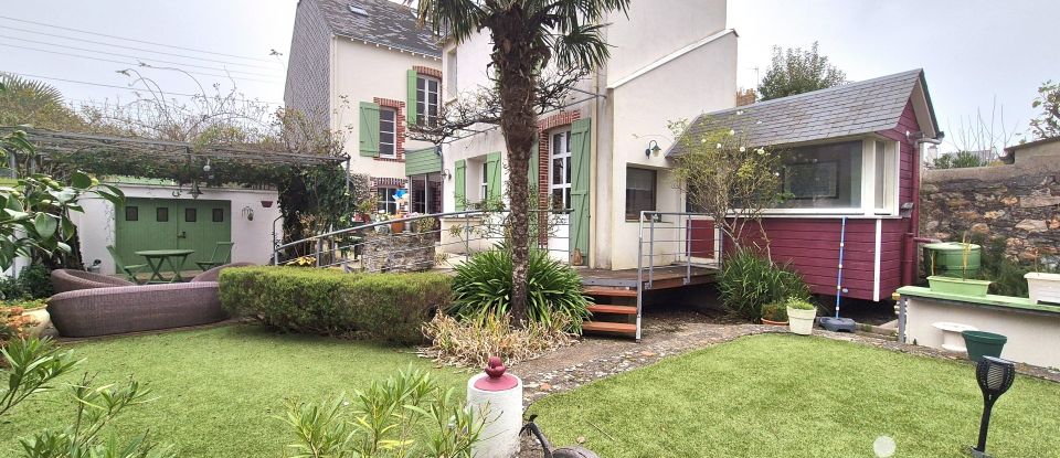 Town house 6 rooms of 150 m² in Saint-Nazaire (44600)