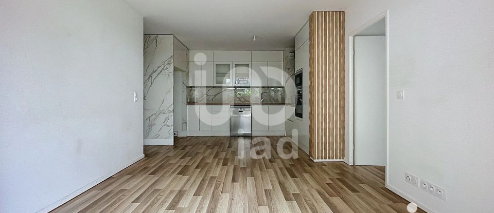 Appartement 4 pièces de 71 m² à Pontault-Combault (77340)