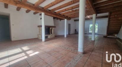 House 5 rooms of 220 m² in Cherbonnières (17470)